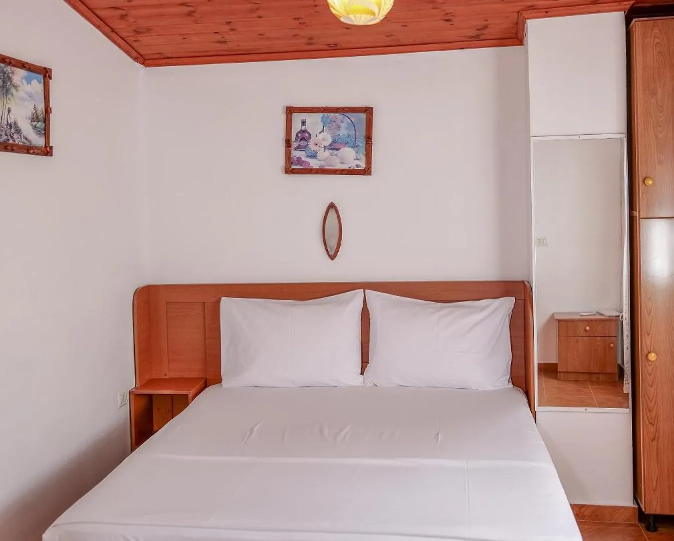Dolanit Hotels Vila E Drurit Durres Apartment